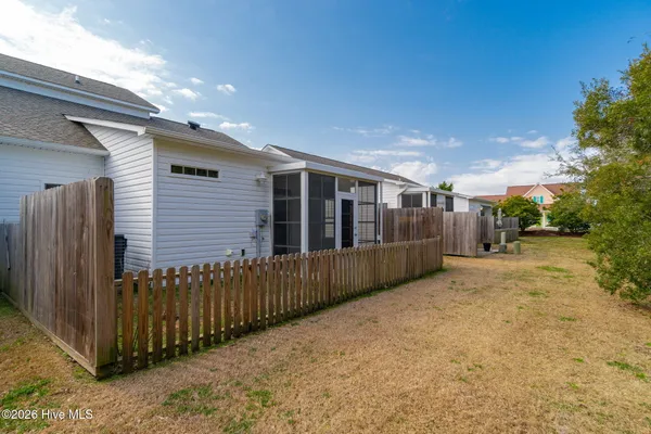 $1,950 | 1103 Pirate Landing Drive, Beaufort, NC 28516