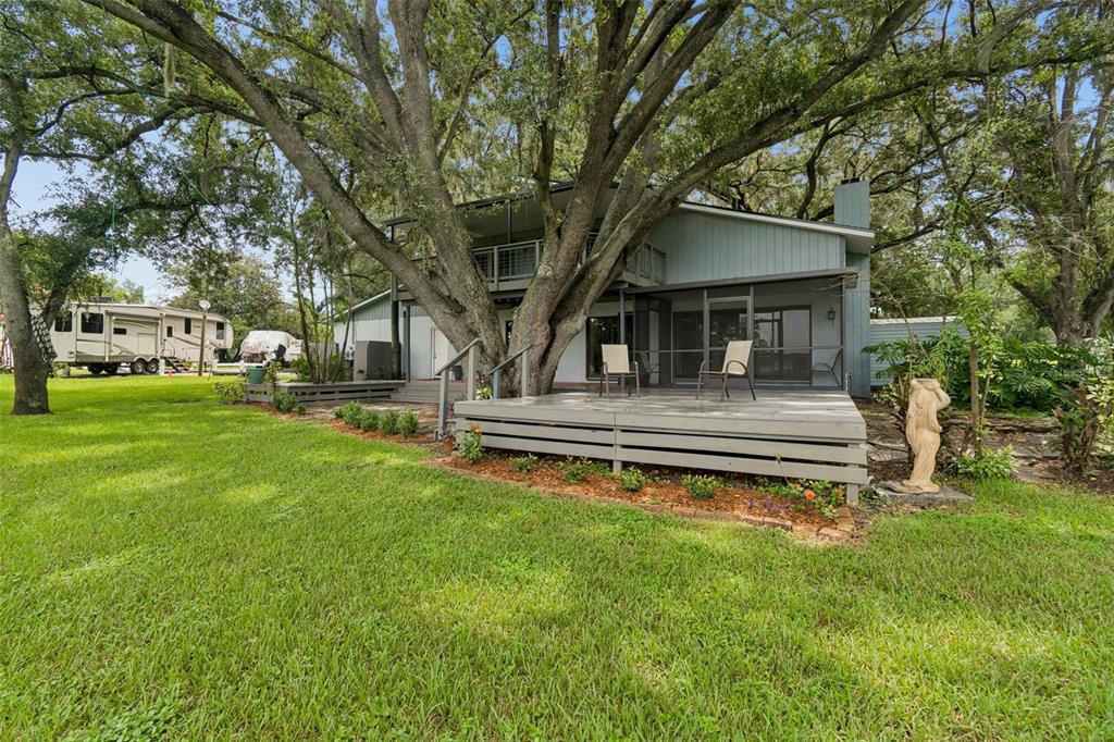 1904 Capri Road Valrico, FL 33594 - Photo 52 of 70 Gallery Image 52