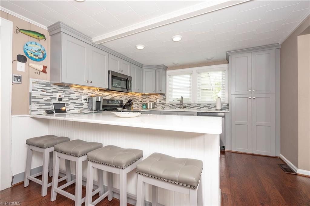 2113 Warf Road Lexington, NC 27292 - Photo 29 of 50 All kitchen appliances remain