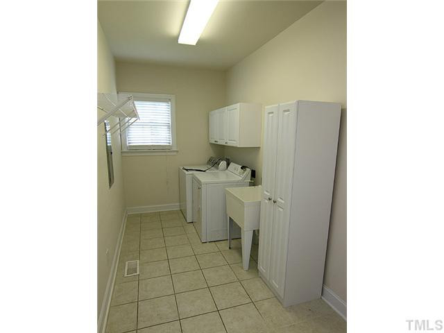 420 Hillcrest Road Apex, NC 27502 - Photo 15 of 18 Photo 15