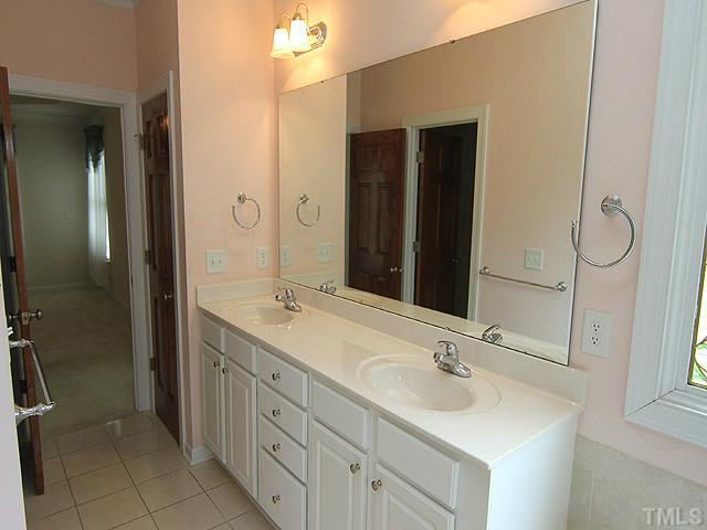 420 Hillcrest Road Apex, NC 27502 - Photo 7 of 18 Photo 7