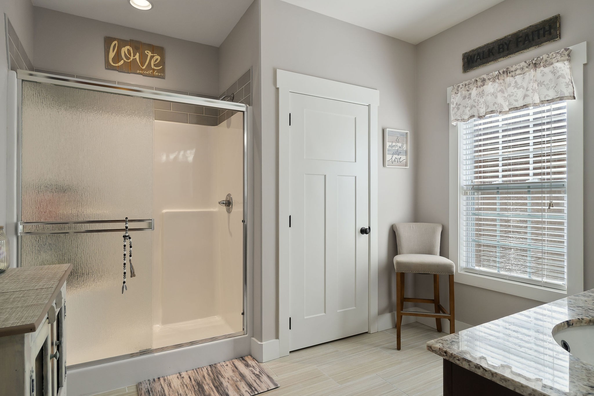 1138 Old Sparta Road Cookeville, TN 38506 - Photo 16 of 39 a view of room with furniture and a window