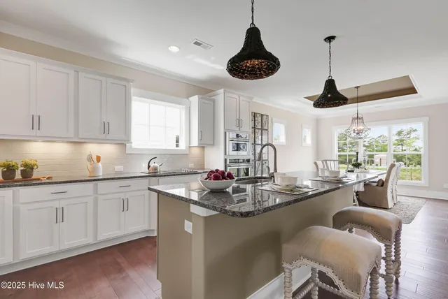 $816,500 | 2075 Whiskey Branch Drive, Wilmington, NC 28409