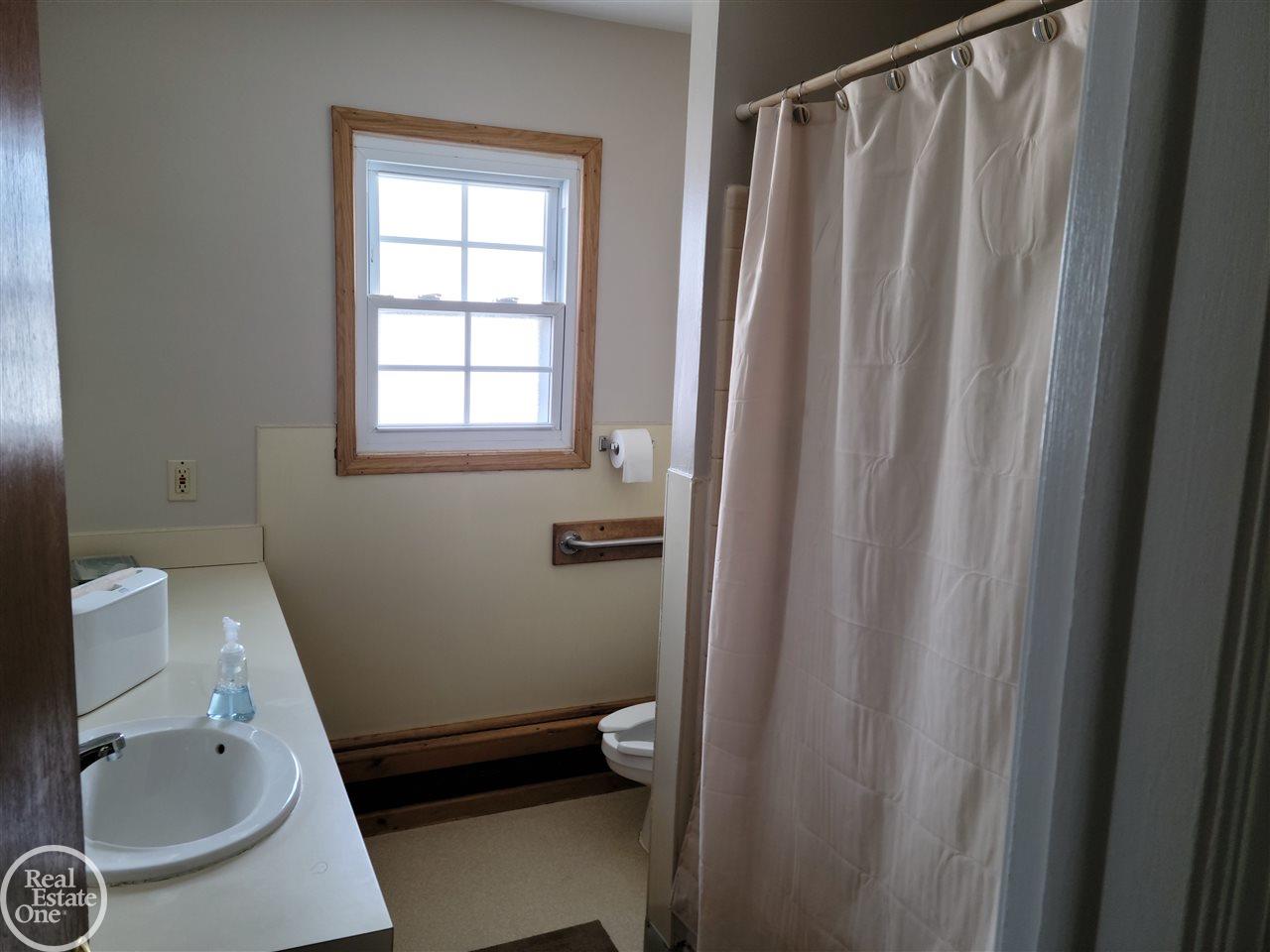 80200 Capac Road Armada, MI 48005 - Photo 13 of 18