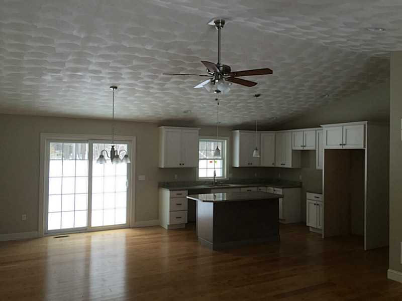 116 Whitehead Road Coventry, RI 02816 - Photo 7 of 20 Kitchen.