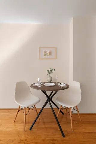 $569,000 | 130 East 18th Street, Unit 14J | Gramercy