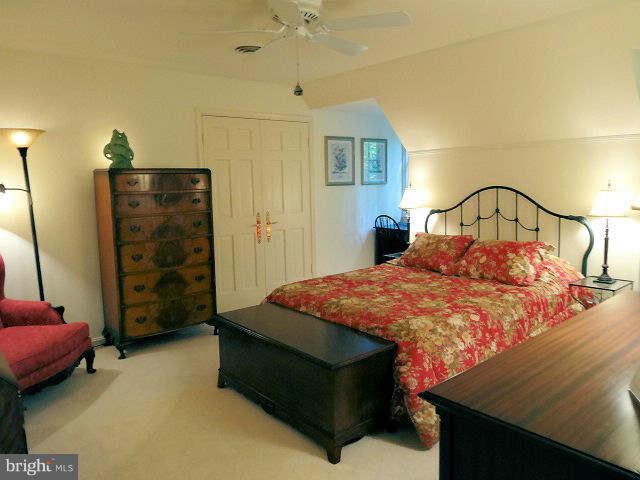 24519 Peach Tree Road Clarksburg, MD 20871 - Photo 20 of 30 Bedroom