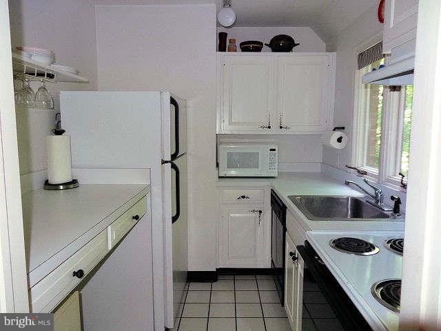 24519 Peach Tree Road Clarksburg, MD 20871 - Photo 25 of 30 Kitchen 2