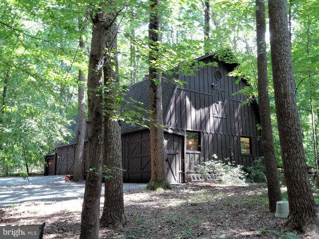 24519 Peach Tree Road Clarksburg, MD 20871 - Photo 27 of 30 Exterior (General)