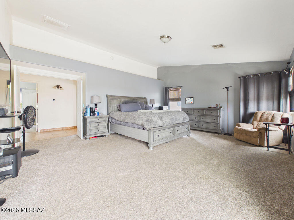 4591 South Paseo Don Rolando Tucson, AZ 85746 - Photo 23 of 33 CAM06457G6-PR0018-STILL034