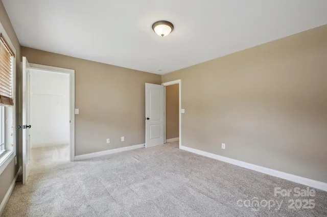 $695,000 | 8137 Caliterra Drive, Charlotte, NC 28227