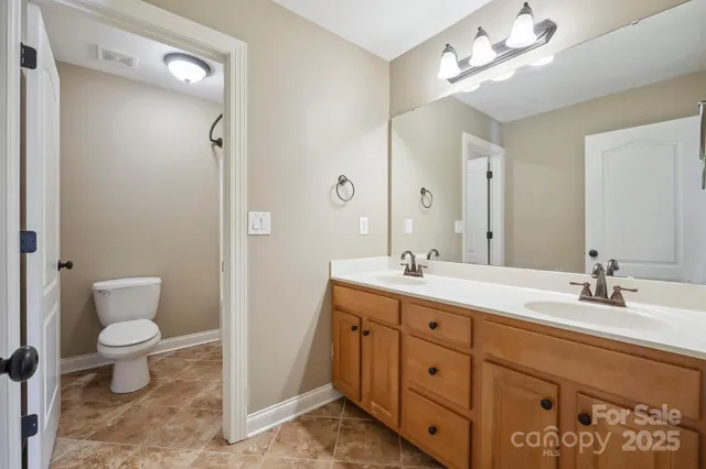 $695,000 | 8137 Caliterra Drive, Charlotte, NC 28227