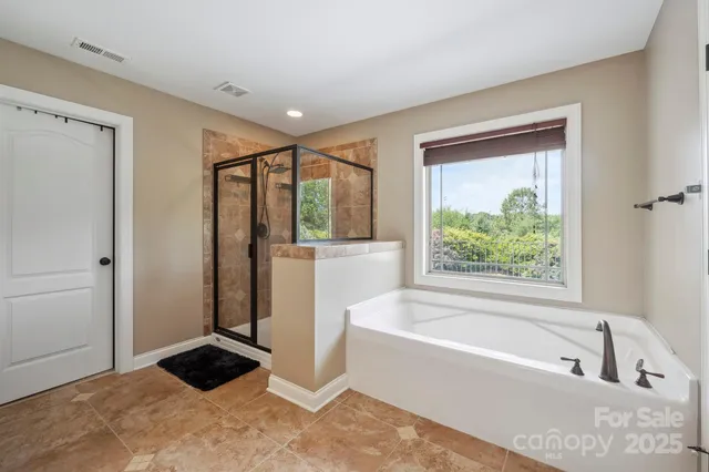 $695,000 | 8137 Caliterra Drive, Charlotte, NC 28227