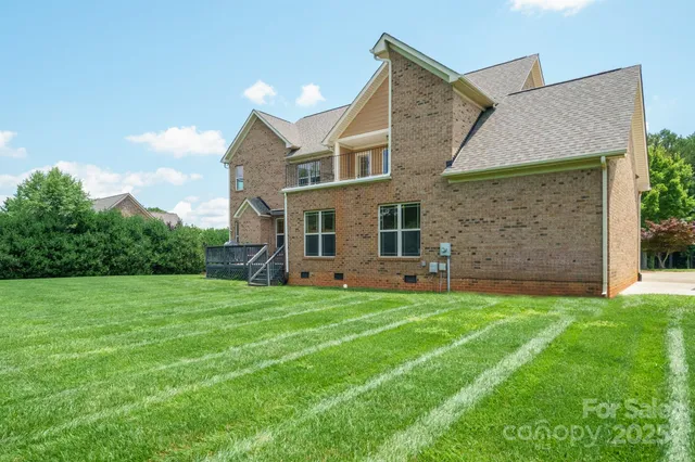 $695,000 | 8137 Caliterra Drive, Charlotte, NC 28227