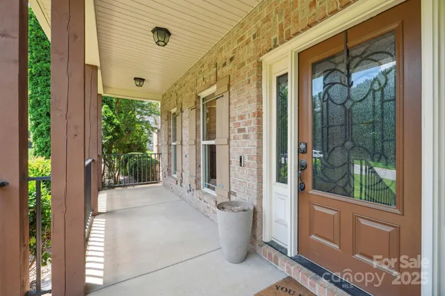 $695,000 | 8137 Caliterra Drive, Charlotte, NC 28227