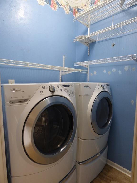 383 Eagle Lane Apollo, PA 15613 - Photo 18 of 25 a utility room with dryer and washer