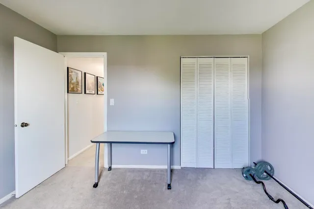 $229,500 | 111 West Brandon Court, Unit E24, Palatine, IL 60067