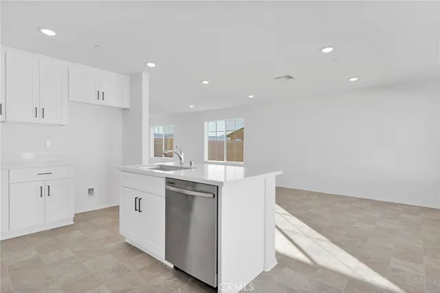 $469,900 | 10132 Kemper Avenue, Adelanto, CA 92301