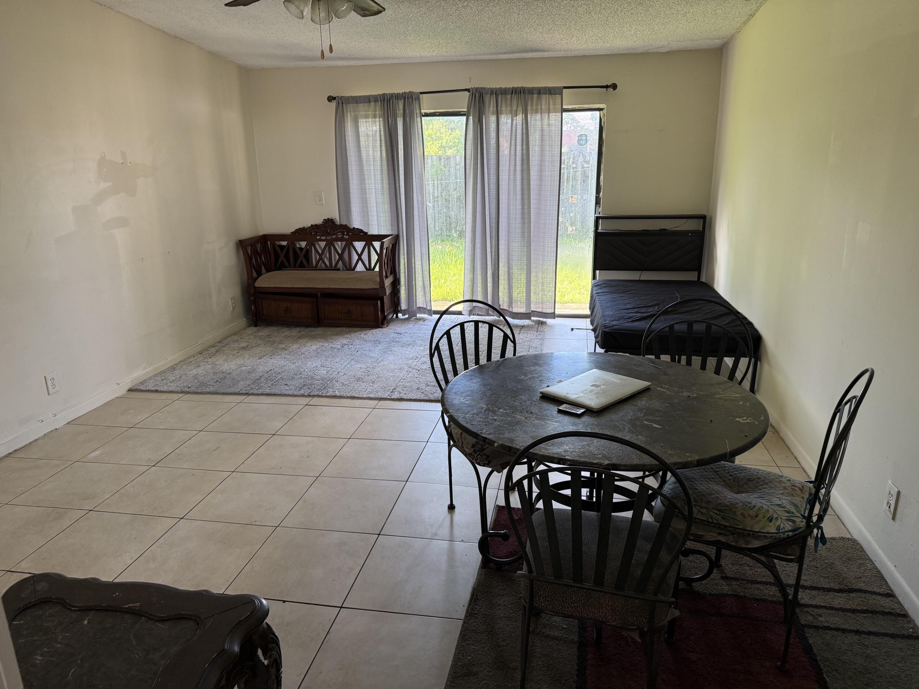 7824 Pembroke Road Miramar, FL 33023 - Photo 5 of 11 IMG_2880