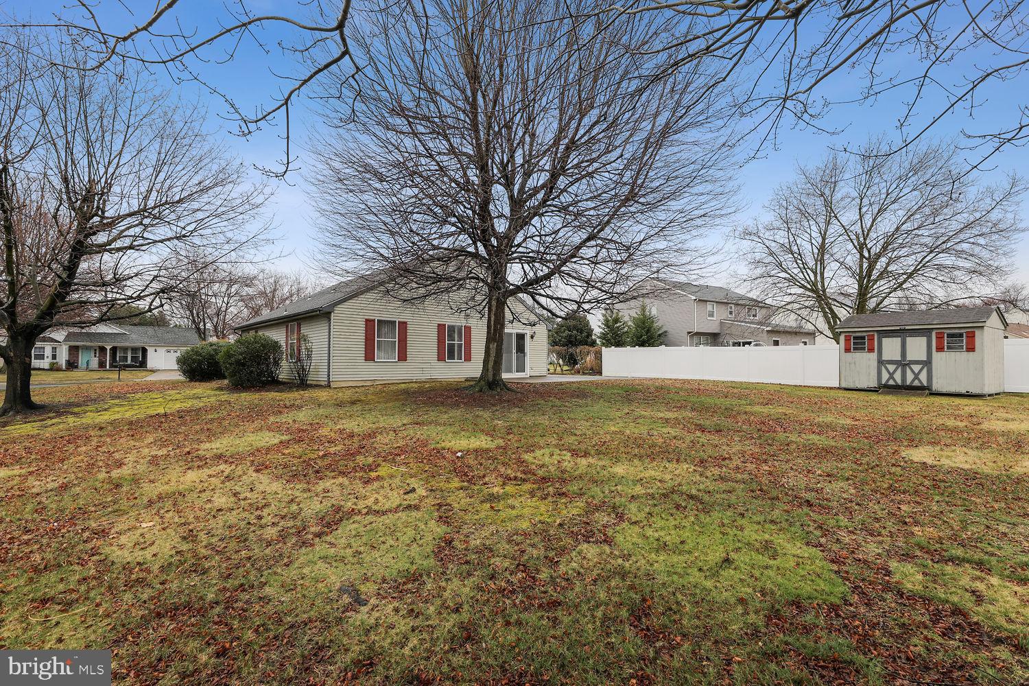 10 Cameron Circle Laurel Springs, NJ 08021 - Photo 30 of 32 Spacious Corner Lot