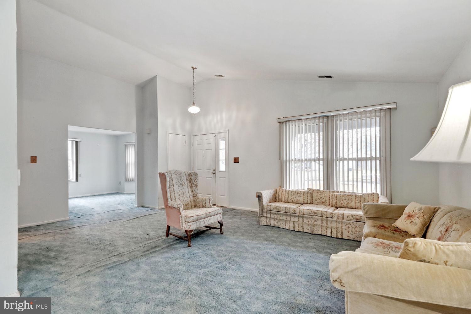 10 Cameron Circle Laurel Springs, NJ 08021 - Photo 5 of 32 Spacious Entry