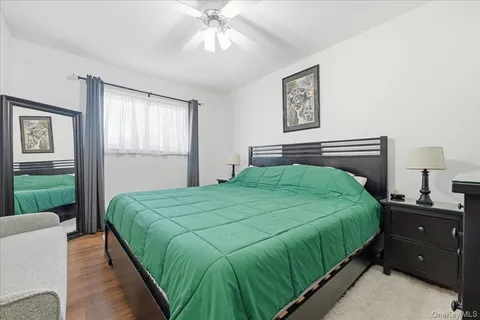 $874,900 | 44 Steven Place, Smithtown, NY 11787