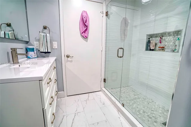 $3,950 | 1261 Presidio Drive, Unit 542, Weston, FL 33327