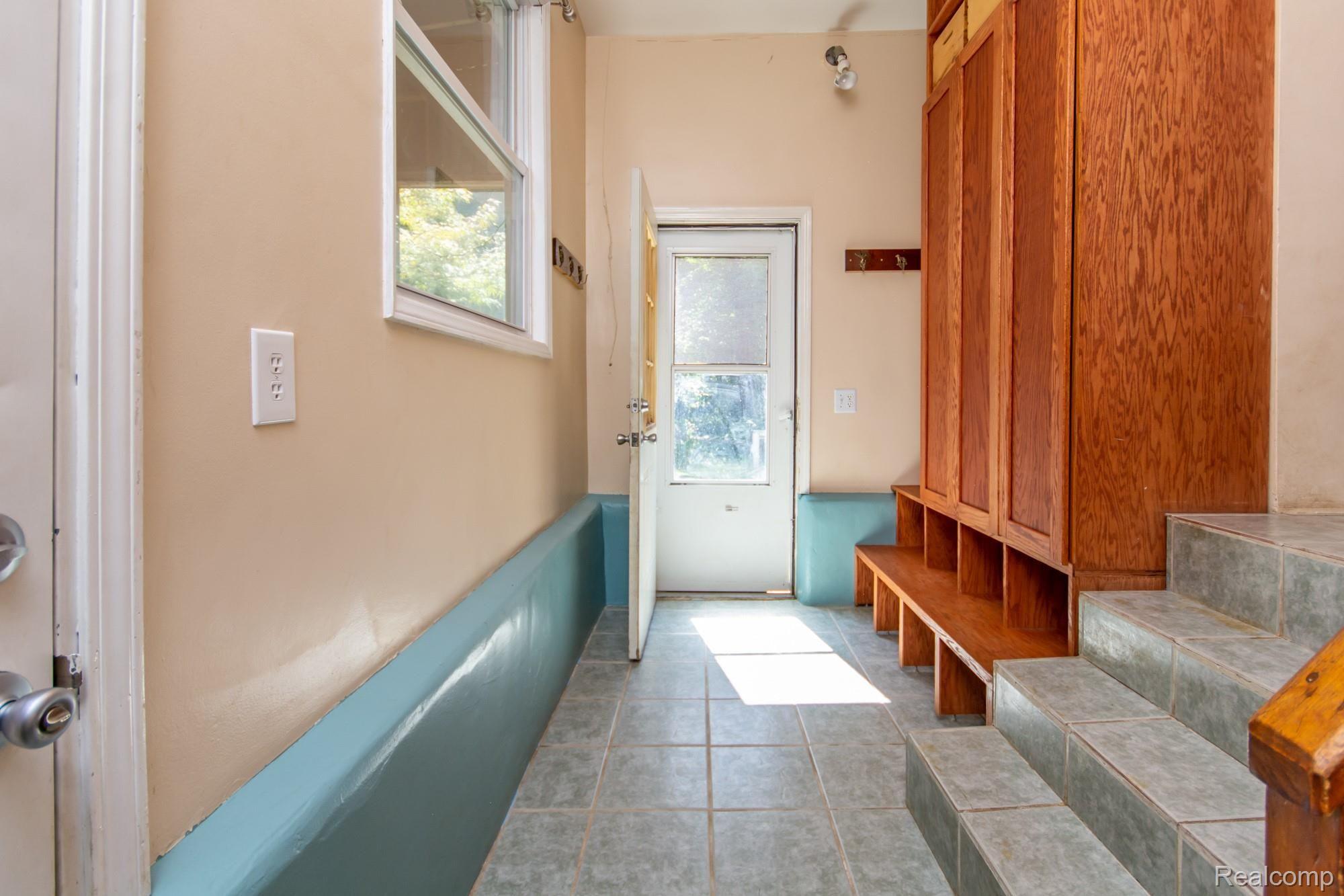 20621 Clark Road Belleville, MI 48111 - Photo 19 of 42 DSC_7521.jpg