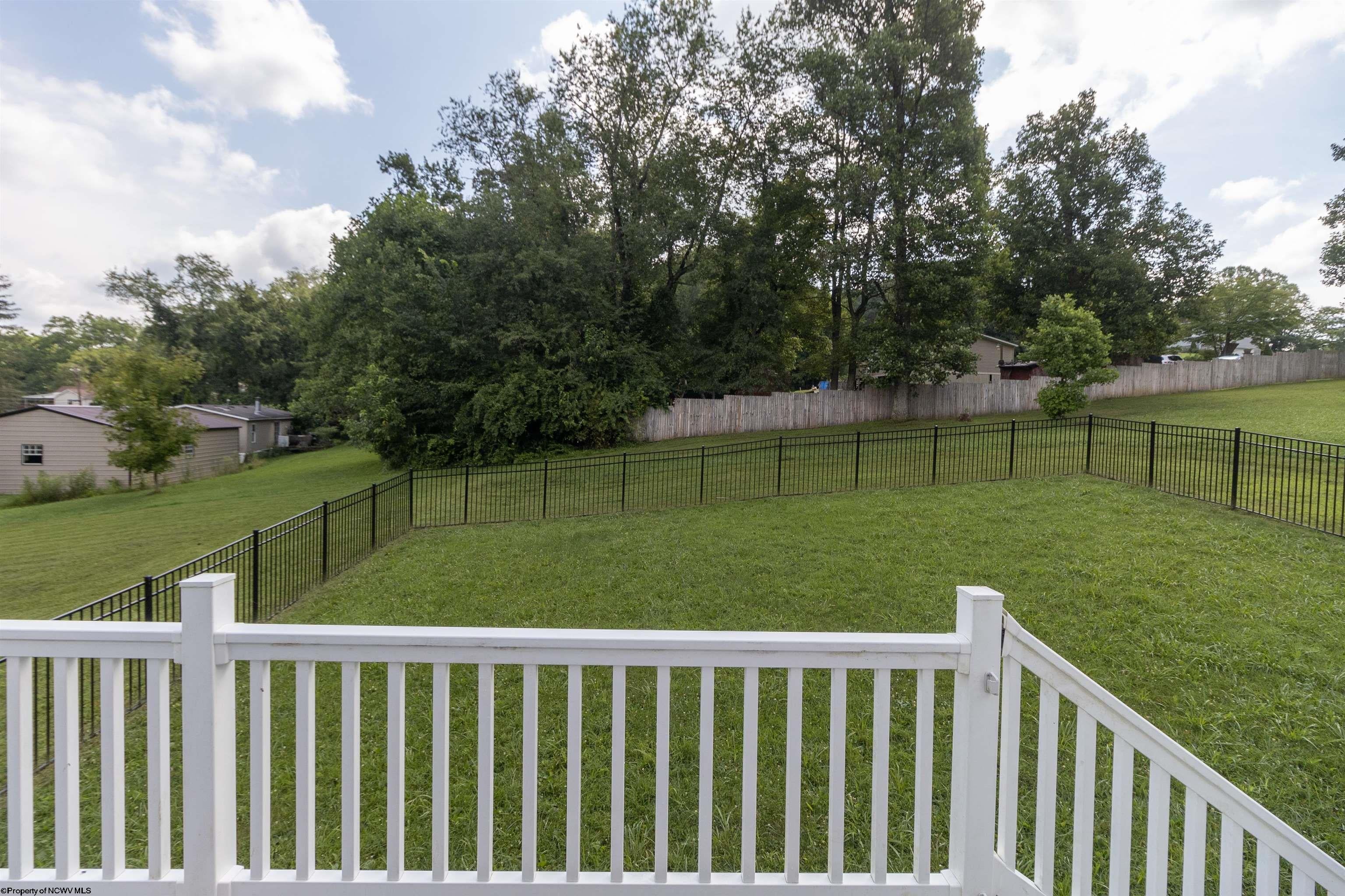 182 Sanford Road Fairmont, WV 26554 - Photo 7 of 44 Gallery Image 7