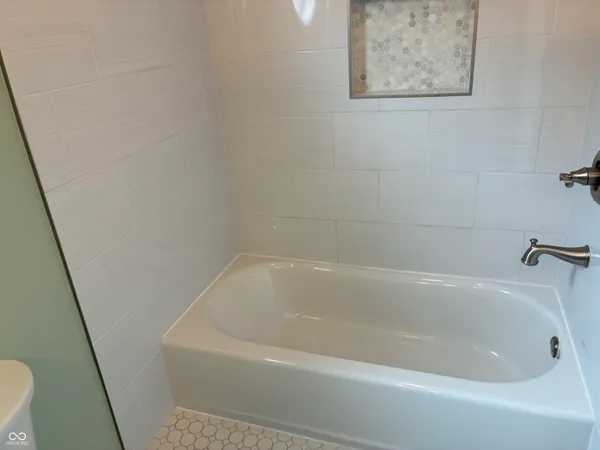 $3,000 | 1430 North New Jersey Street, Indianapolis, IN 46202