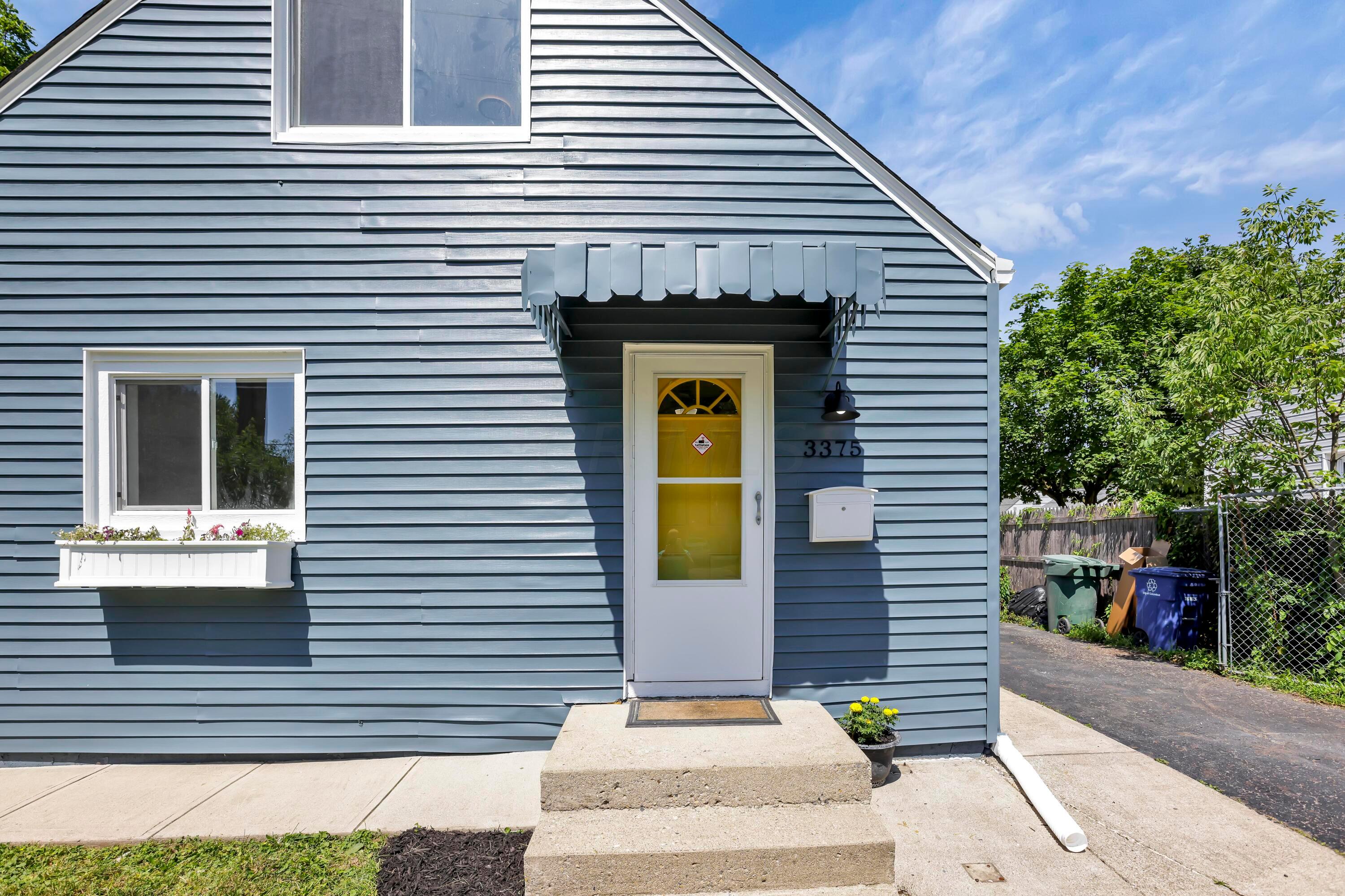 3375 Karl Road Columbus, OH 43224 - Photo 24 of 45 Curb appeal and a nice yellow door - A Yellow Door!