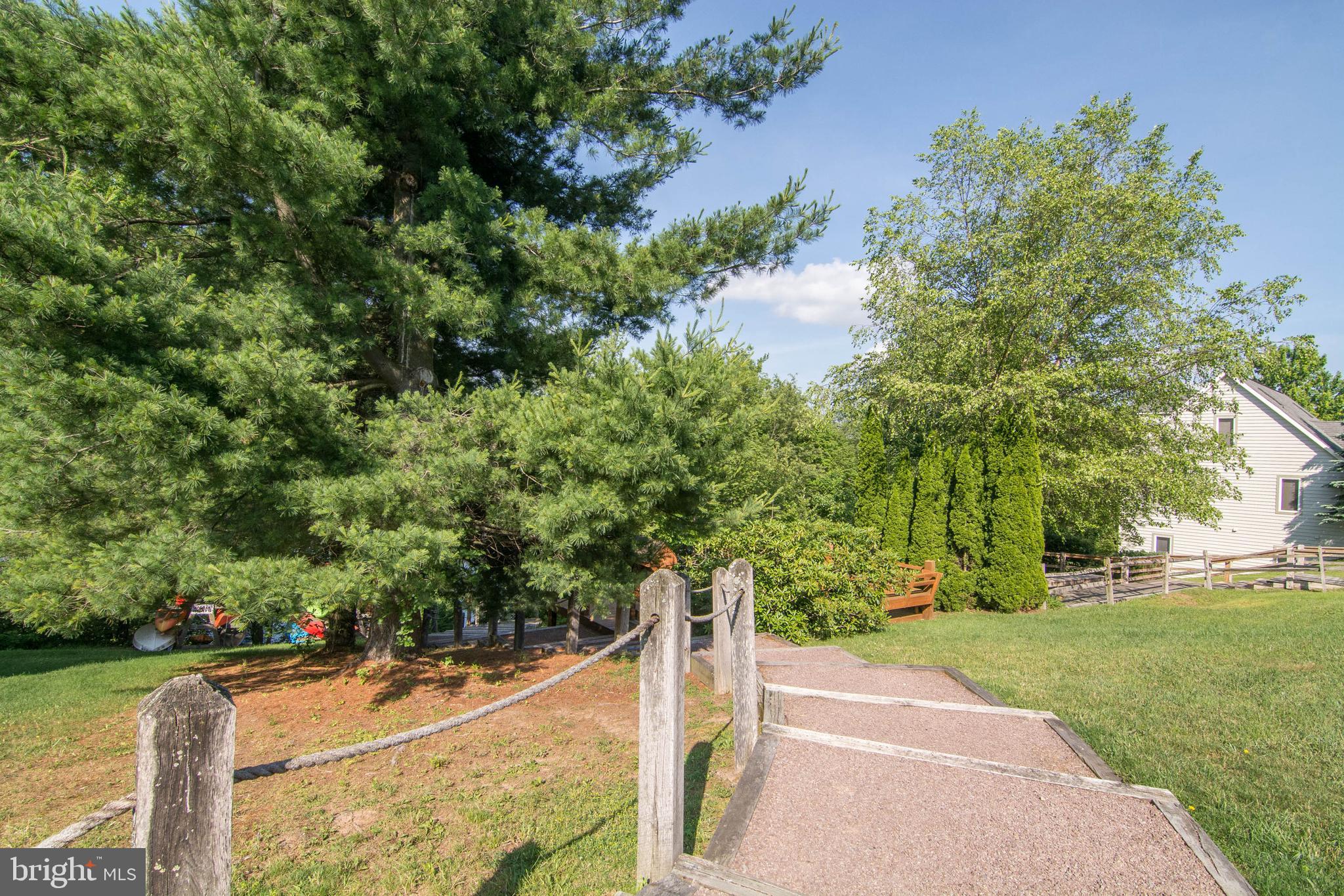 257 Marsh Hill Road, Unit 27 McHenry, MD 21541 - Photo 42 of 64 a view of a basketball court