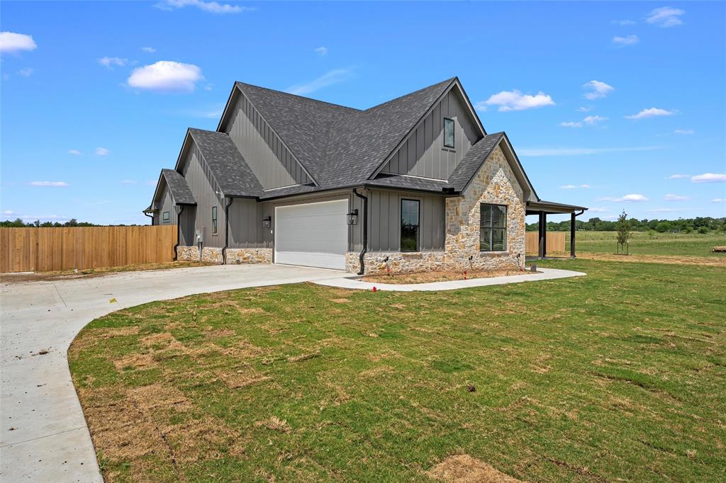 407 Lacek Mill Road China Spring, TX 76633 - Photo 3 of 40