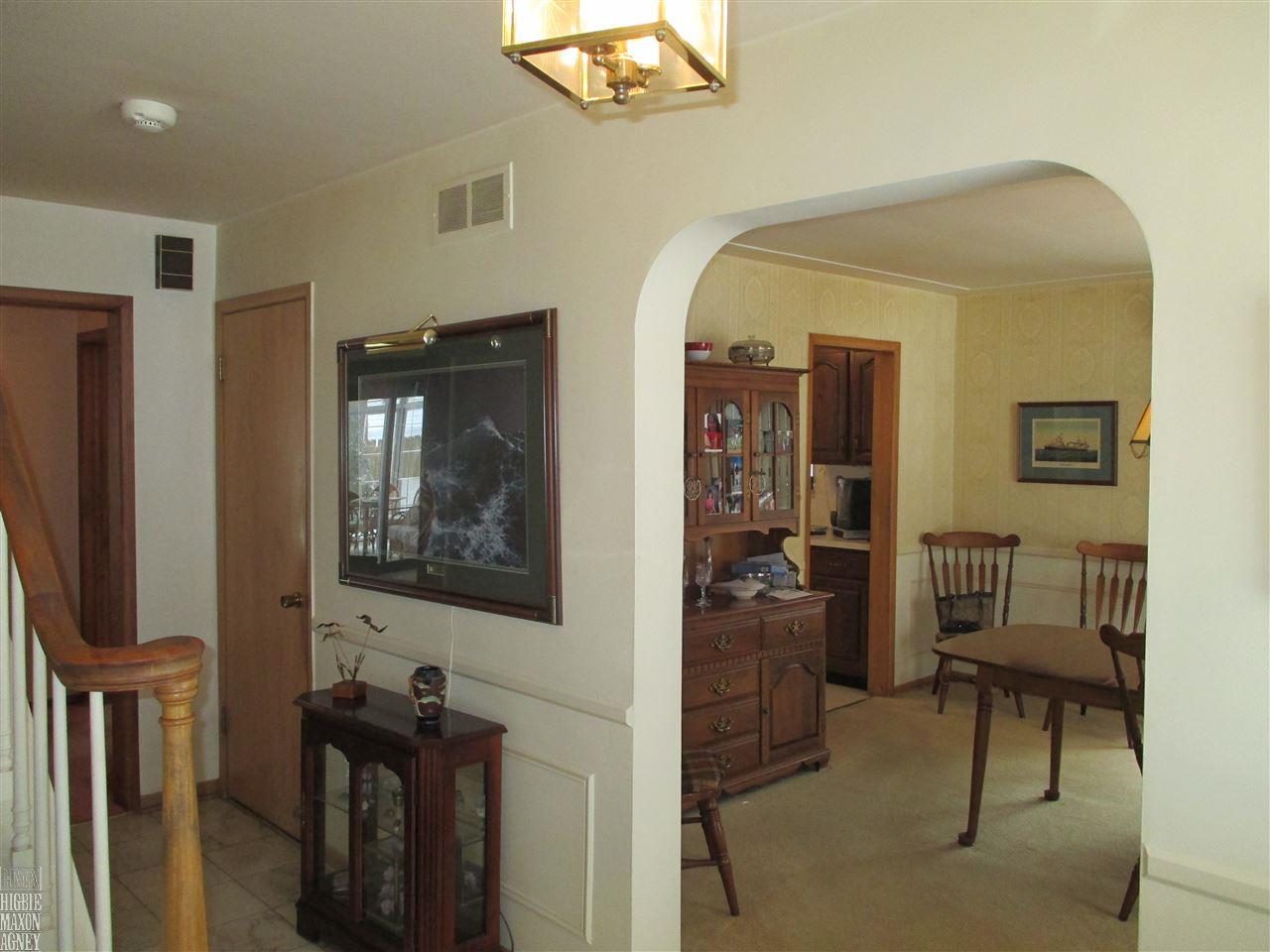 1343 Berkshire Road Grosse Pointe Park, MI 48230 - Photo 2 of 20