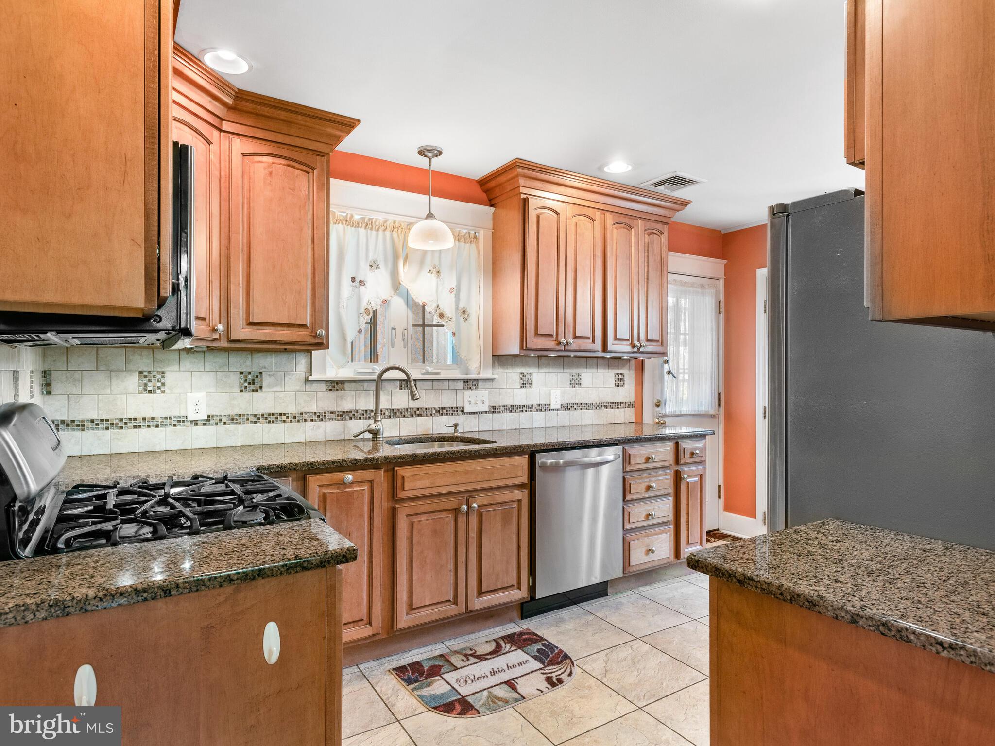 142 South Eagle Road Havertown, PA 19083 - Photo 17 of 29