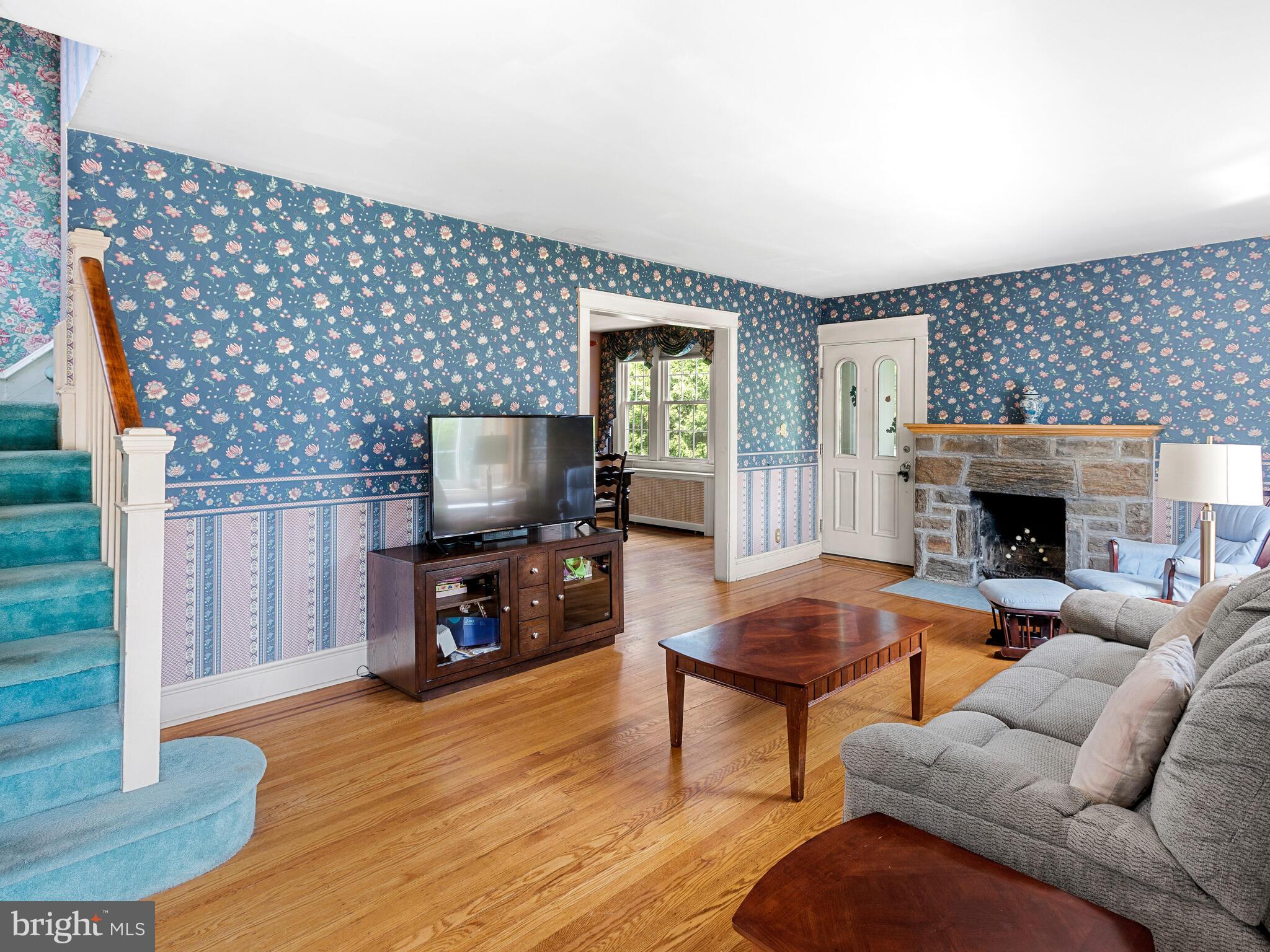 142 South Eagle Road Havertown, PA 19083 - Photo 6 of 29