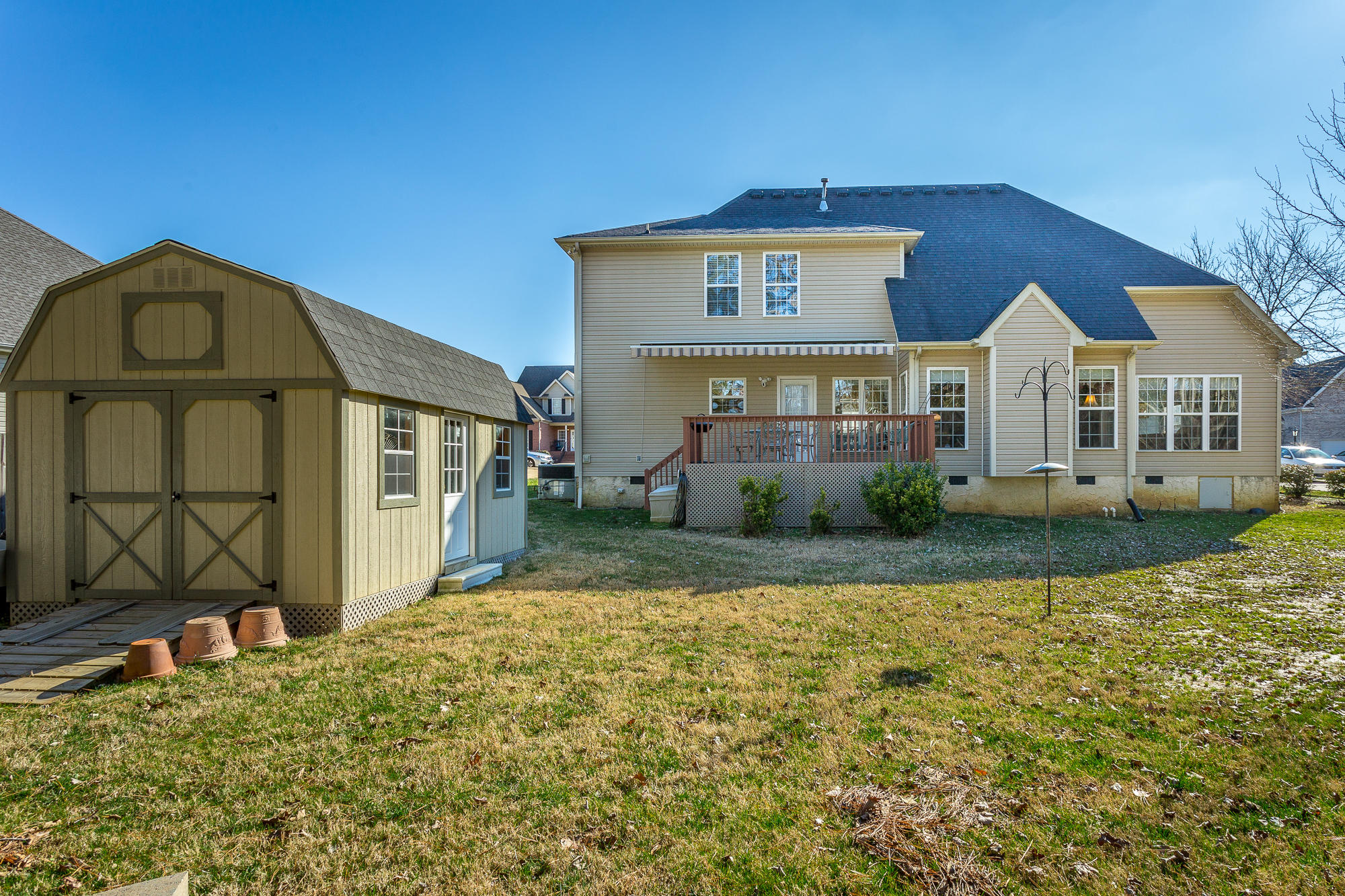 8557 Pershing Road Chattanooga, TN 37421 - Photo 44 of 47 Back of house and bldg