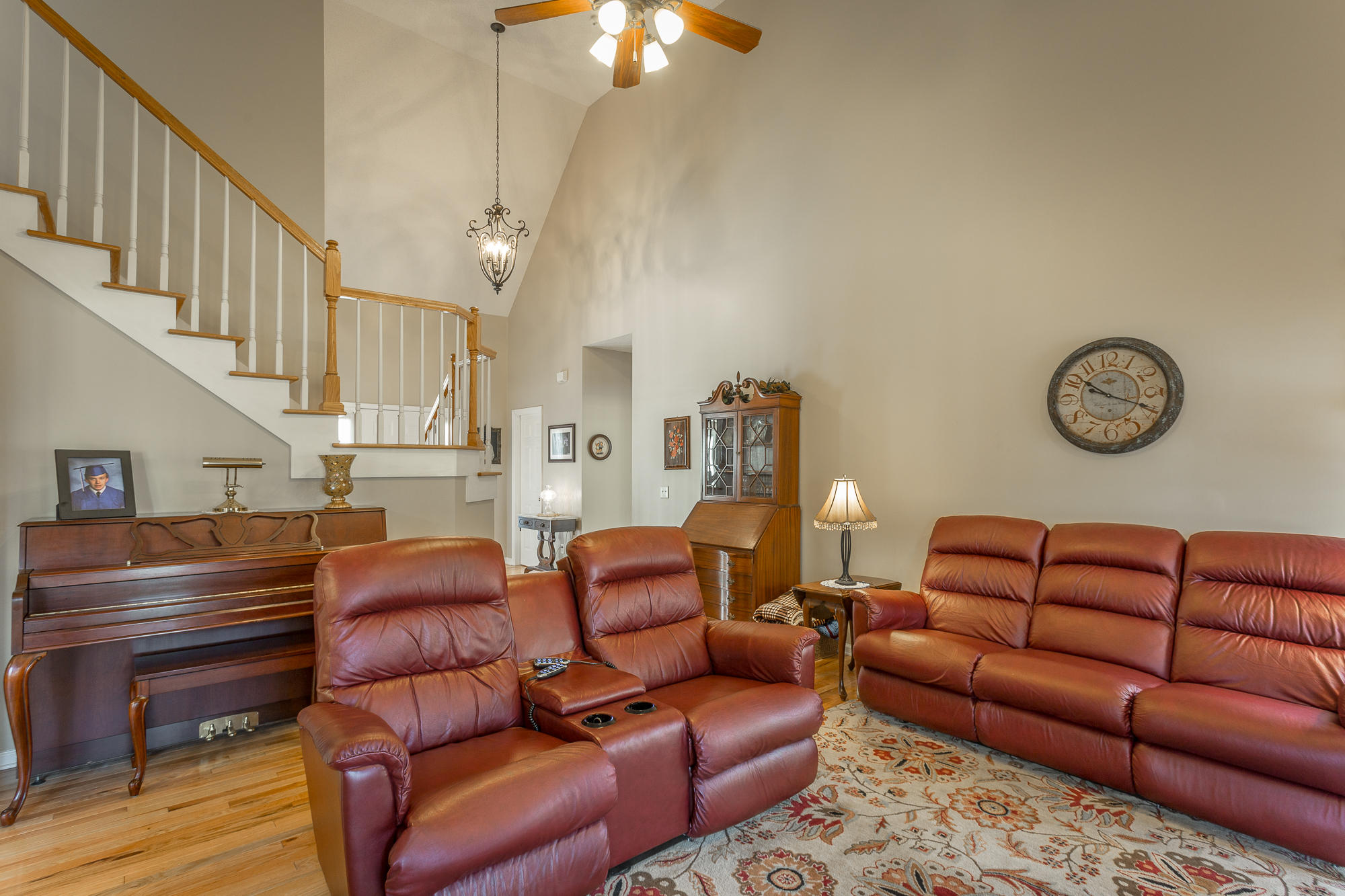 8557 Pershing Road Chattanooga, TN 37421 - Photo 9 of 47 Room for large furniture