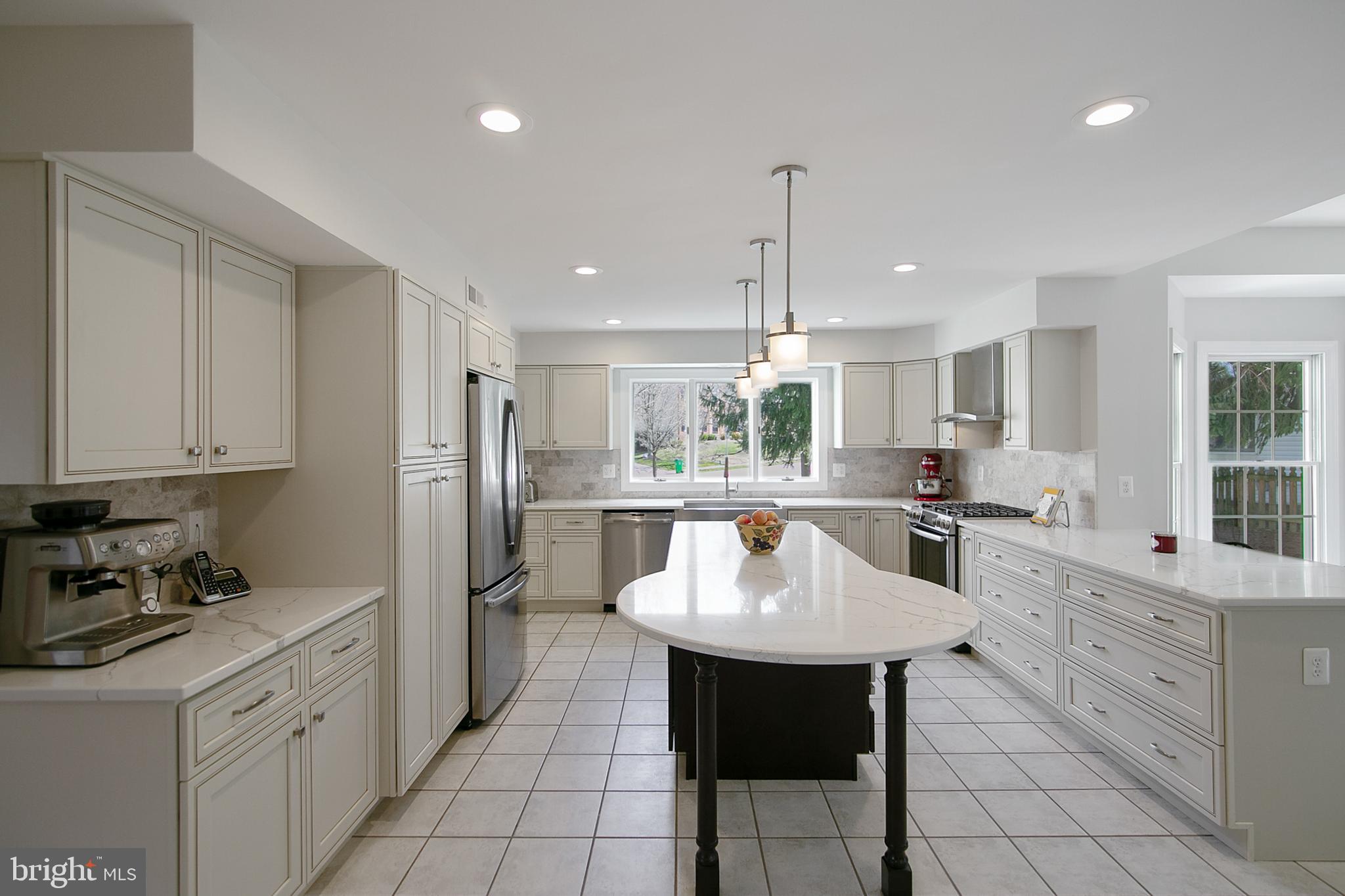 6400 Empty Song Road Columbia, MD 21044 - Photo 4 of 42 Soft close cabinetry & pot and pan drawers