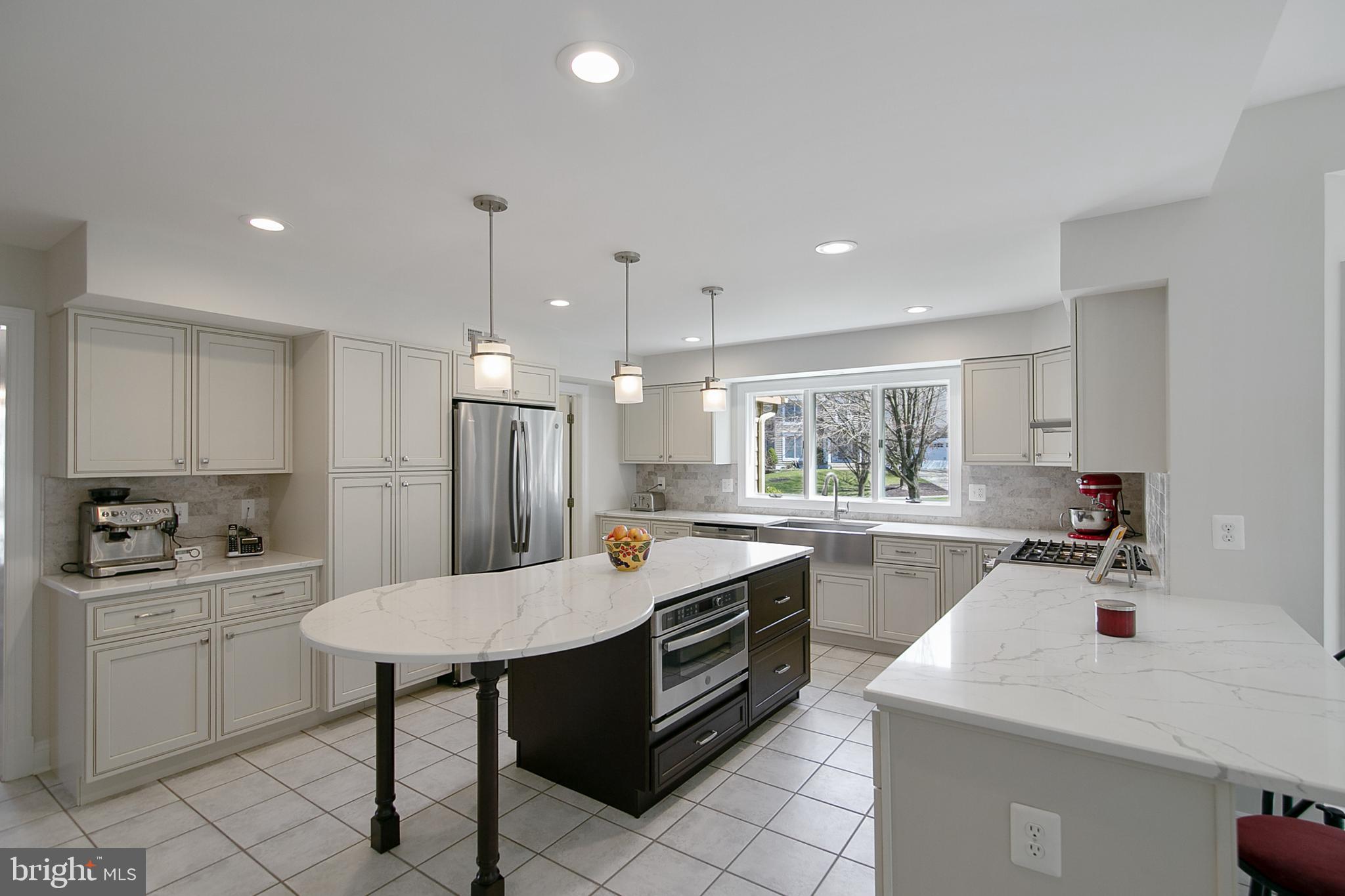 6400 Empty Song Road Columbia, MD 21044 - Photo 5 of 42 Stainless steel appliances