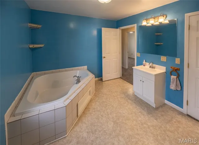 $179,900 | 516 East Maple Street, Scott City, MO 63780