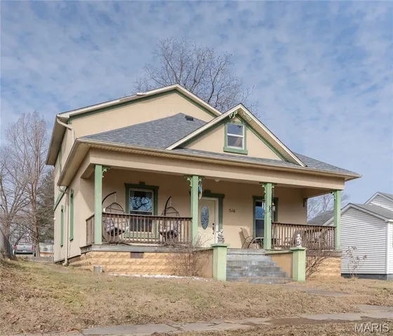 $179,900 | 516 East Maple Street, Scott City, MO 63780