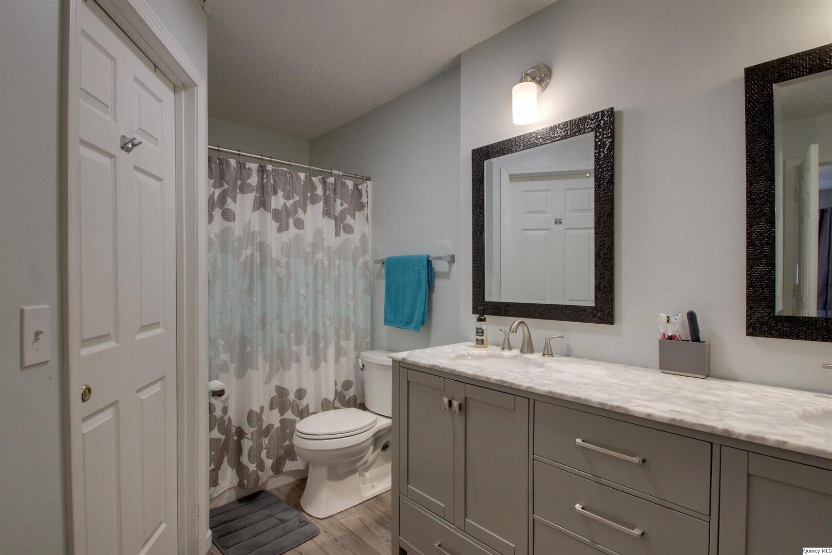 3012 Bluff Ridge Drive Quincy, IL 62305 - Photo 21 of 24