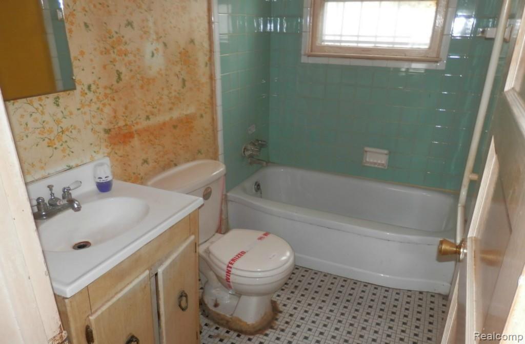 3603 Henry Street Inkster, MI 48141 - Photo 7 of 12