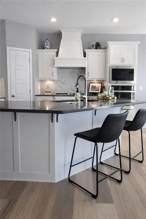 $599,999 | 10224 Winchester Avenue, Kansas City, MO 64156