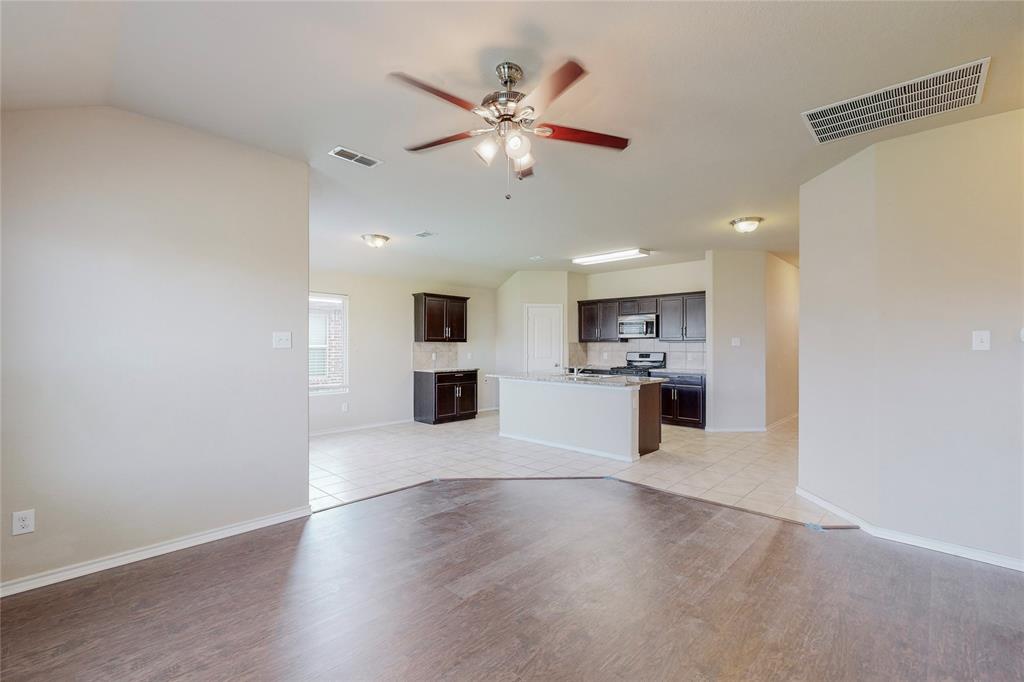5140 Grayson Ridge Drive Fort Worth, TX 76179 - Photo 6 of 38