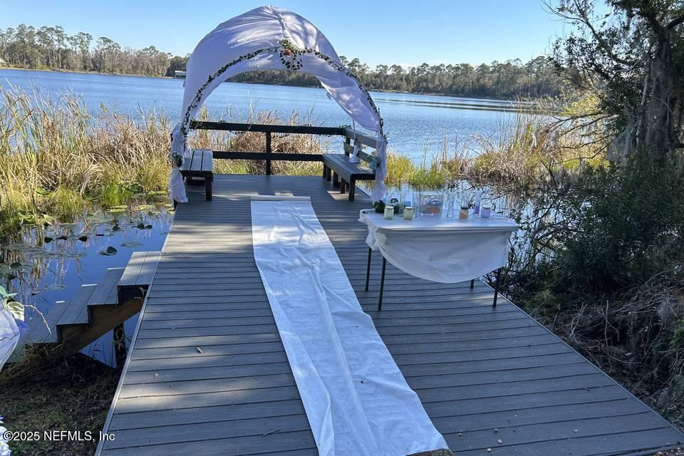 103 Beacon Street Interlachen, FL 32148 - Photo 18 of 31 a view of outdoor space deck and mountain view