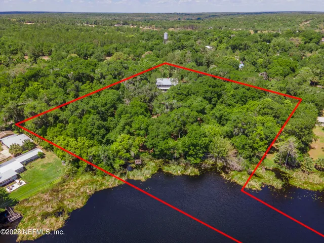 a picture of city view