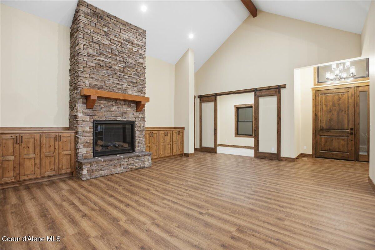 8606 West Bennion Road Coeur D'Alene, ID 83814 - Photo 19 of 58 21-Living Room