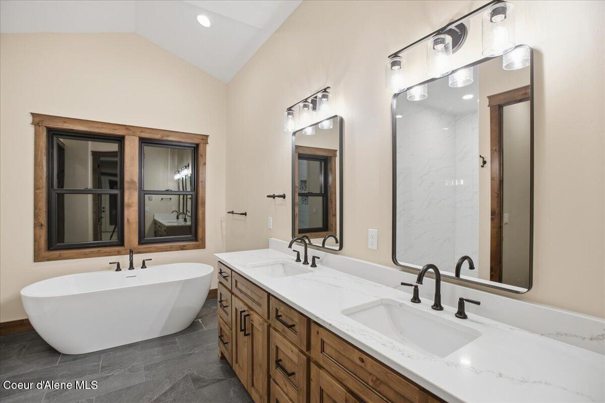 8606 West Bennion Road Coeur D'Alene, ID 83814 - Photo 28 of 58 36-Primary Bathroom